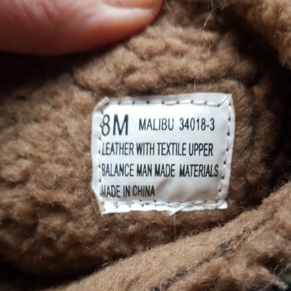 Soft suede leather boots - Picture 7 of 8